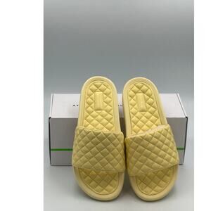 $195 APL Lusso Slides Leather Upper in Lemon Zest Size 9W